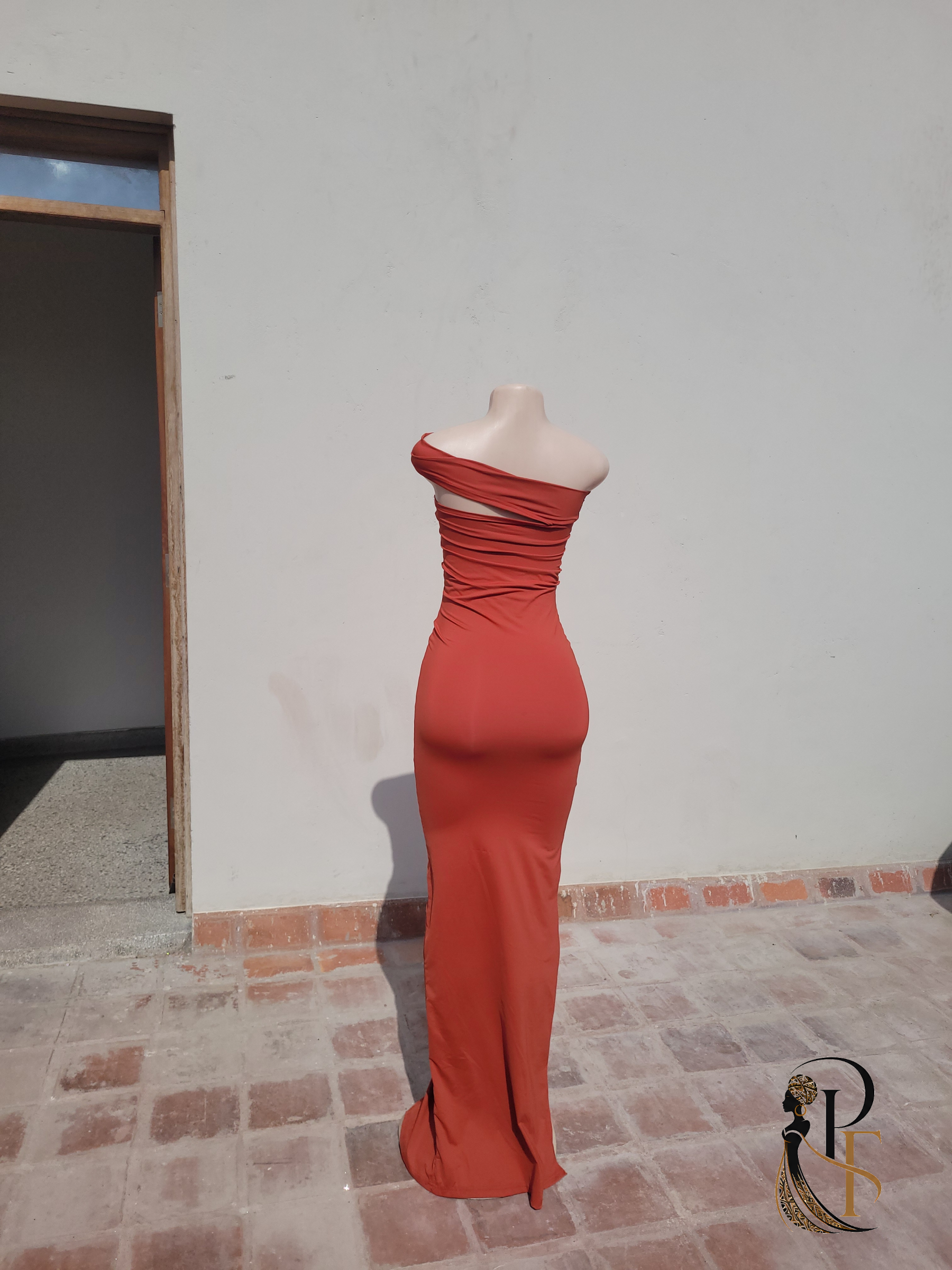 BODY CON