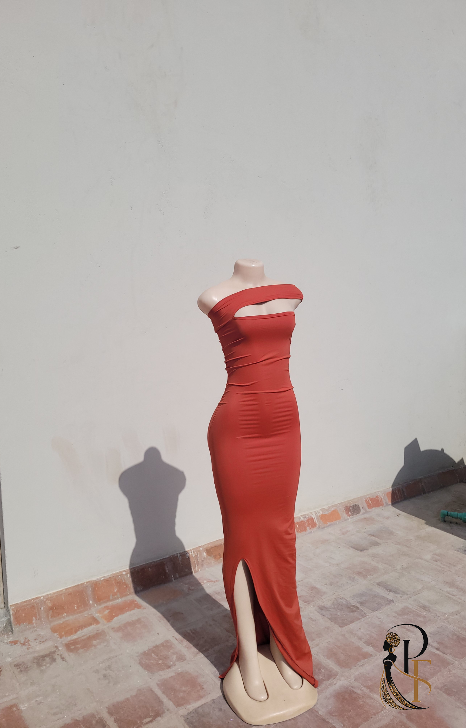 BODY CON