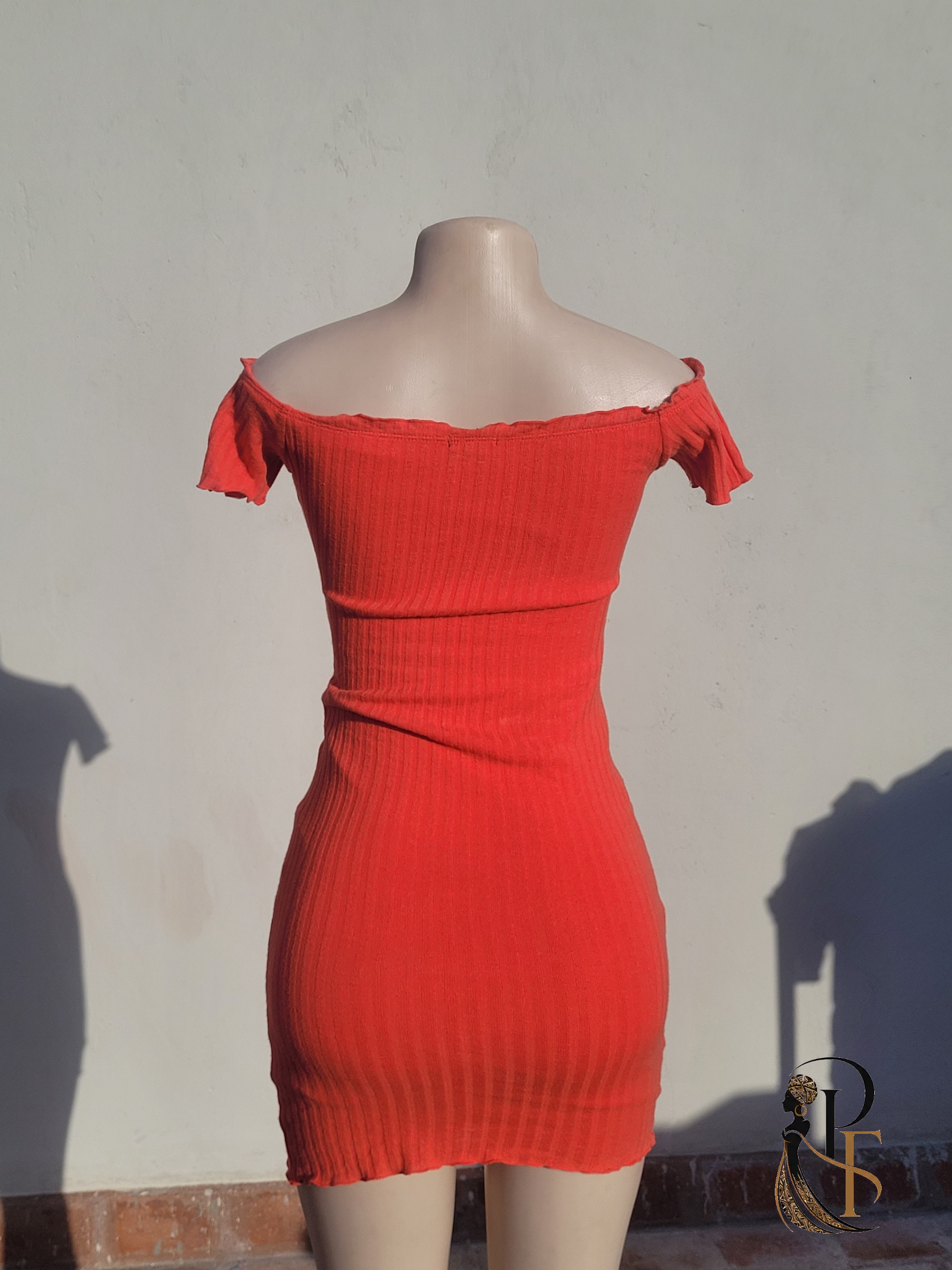 SHORT BODY CON DRESS